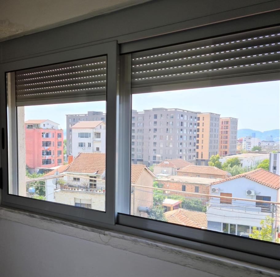 2-Bedroom Apartment With Dajti Mountain View Tirana Exteriér fotografie