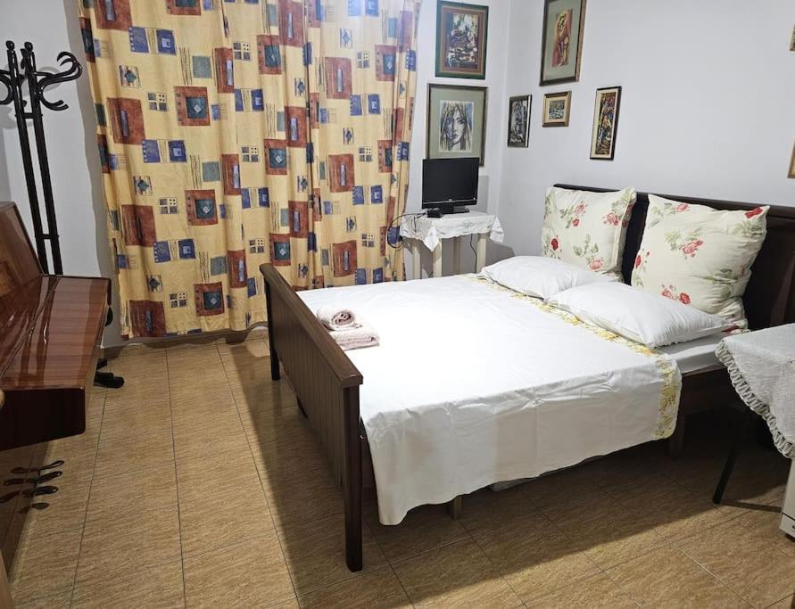 2-Bedroom Apartment With Dajti Mountain View Tirana Exteriér fotografie